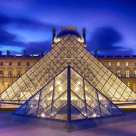 Iconic Location Only 500 Meters To The Louvre Apartment Париж Екстериор снимка