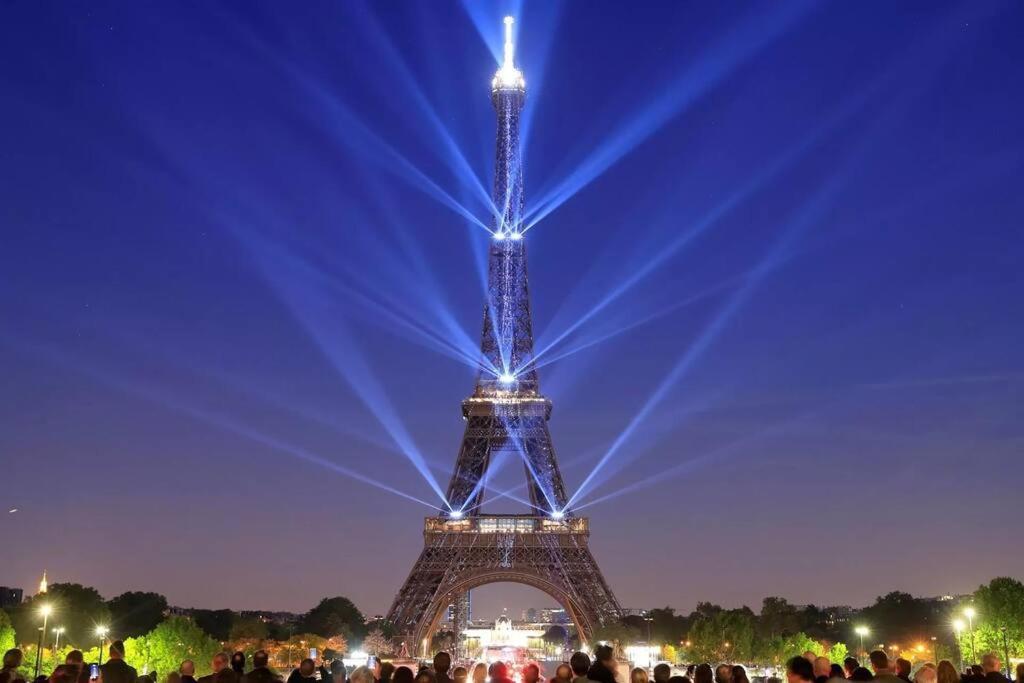 Iconic Location Only 500 Meters To The Louvre Apartment Париж Екстериор снимка