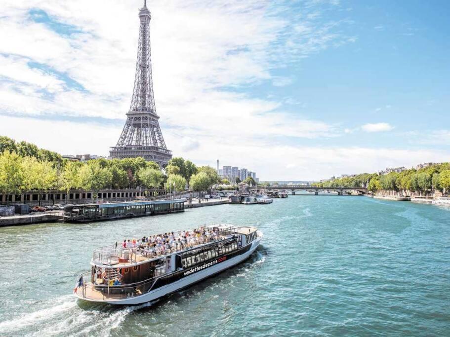 Iconic Location Only 500 Meters To The Louvre Apartment Париж Екстериор снимка